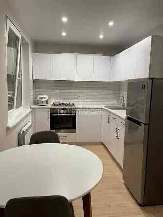 Продаж Квартира 2-кімнатна, 2/5 поверх на вул. 23 Серпня Kharkiv