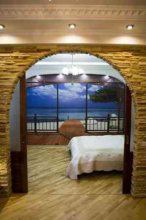 Оренда Квартира 3-кімнатна, 2/5 поверх на ул. Васильковская, 11 Kiev