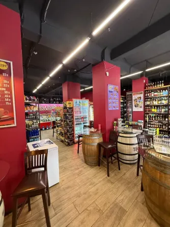New Store on the red line on European Square. The place is bomb. Good renovation, showcase Dnipro