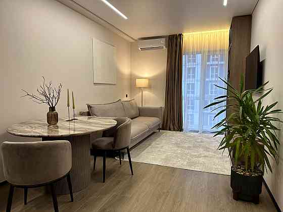 Продаж Квартира 1-кімнатна, 13/21 поверх на Максимовича Михайла вул., д. 24-Г Киев