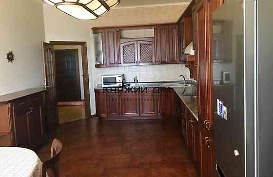 Перша здача! Без комісії! Простора 5-ти к. Кв. біля ст. м. Палац Україна. № 11155049 Киев