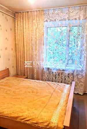 Продаж Квартира 2-кімнатна, 1/10 поверх на вул. Зоологічна Київ