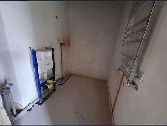 Продаж Квартира 4-кімнатна, 4/5 поверх на вул. В'ячеслава Чорновола Львов