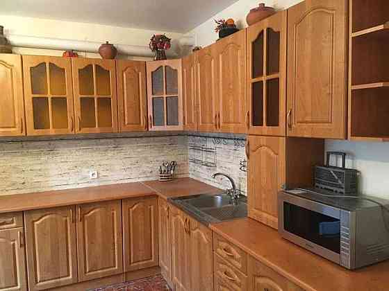 Оренда Квартира 2-кімнатна, 3/16 поверх на ул. Урловская Київ