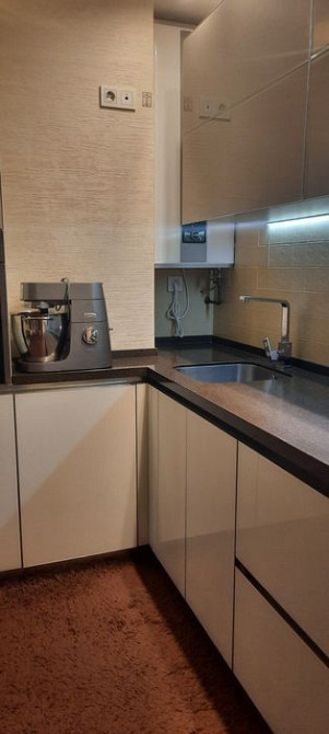 Продам 1 комнатную квартиру с ремонтом и мебелью в ЖК "Янтарный" (п.Котовского)  - фото 8