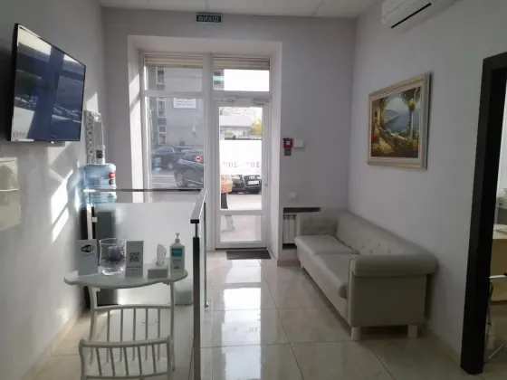 Здається Магазин / салон / торгова точка площа 53 кв.м 1-й поверх Київ Антоновича 47 Київ