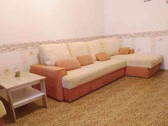 Оренда Квартира 2-кімнатна, 12/12 поверх на Харьковское шоссе Kiev