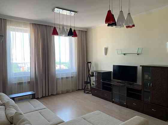 Оренда Квартира 3-кімнатна, 15/18 поверх на Базарная, 5/4 Одеса