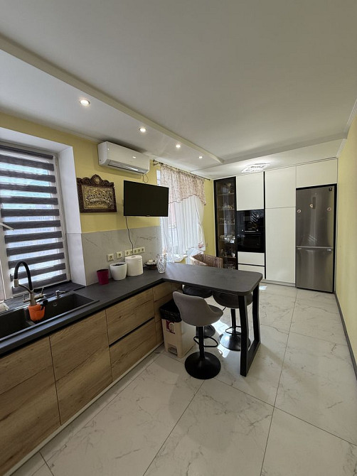 Продаж Квартира 3-кімнатна, 7/8 поверх на Лебедєва Академіка вул., д. 1 Київ - фото 1