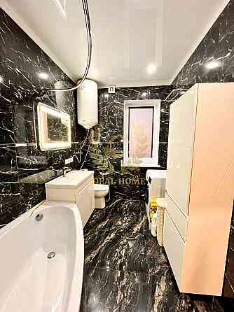 Продаж Будинок 4-кімнатний на Лідице вул., 22А Бровары