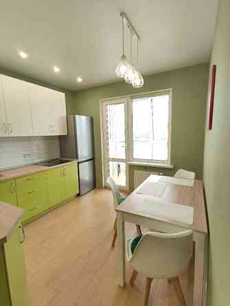 Оренда Квартира 1-кімнатна, 17/27 поверх на ул. Вишняковская, 2 Київ