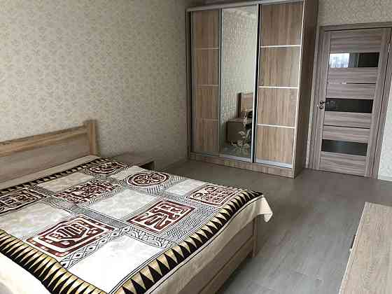 Оренда Квартира 1-кімнатна, 21/25 поверх на Академіка Глушкова, 9Є Kiev