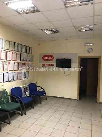 Оренда Будинок 25-кімнатний на Хохлових Сім'ї вул., 8 Київ