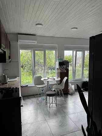 Продаж Будинок 5-кімнатний на вул. 9-та вулиця Безлюдівка