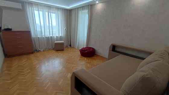 Продам квартиру в теплом кирпичном доме на Таирова Люстдорфская дорога Одесса