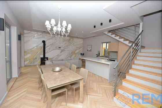 Новый дом с авторским дизайном в пос.Лески Ліски (Комінтернівський район)