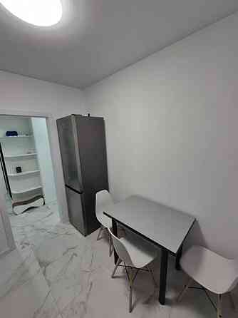 Продаж Квартира 2-кімнатна, 5/5 поверх на Теплична вул., 56 