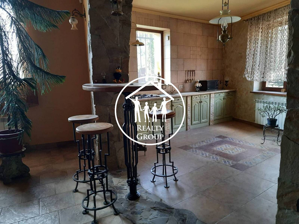 Львівська жемчужина, особняк, що дихає життям! Briukhovychi (Peremyshlianskyi raion) - photo 15