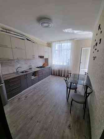 Оренда Квартира 2-кімнатна, 2/6 поверх на Соборная, 103 Київ