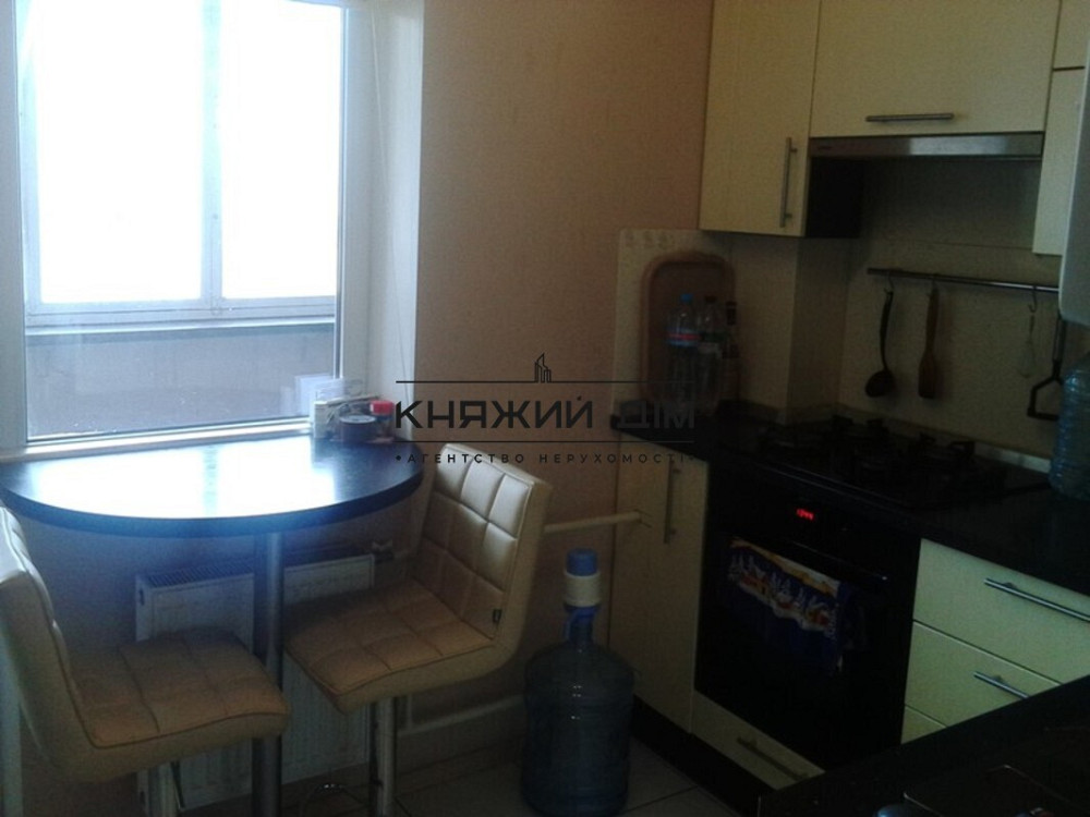 Оренда Квартира 1-кімнатна, 3/9 поверх на Урловская ул. Київ - фото 4