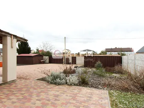 Продаж 2-поверховий   202 кв.м 4 кімн. на Спортивна вулиця 21 Луцьк - фото 15