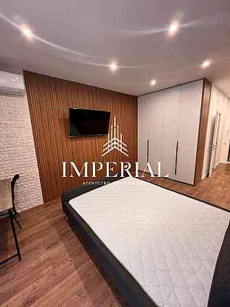 Оренда Квартира 1-кімнатна, 5/10 поверх на вул. Набережно-Рибальська Kiev