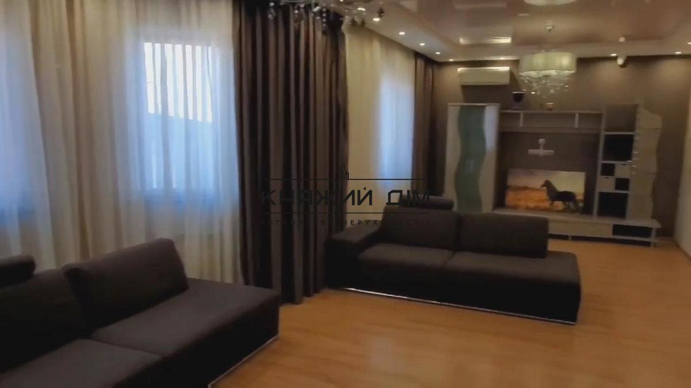 Есть генератор. Шикарный дом на Осокорках. Метро Славутич 3,5 км. Код :136672 Київ - фото 7