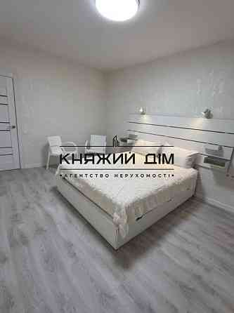 Оренда Квартира 2-кімнатна, 11/22 поверх на Мишуги Александра ул. Kiev