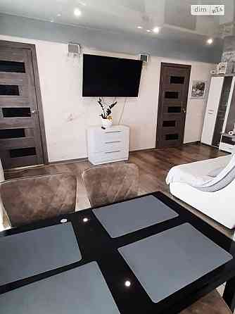 Продаж Квартира 3-кімнатна, 5/5 поверх на вул. Слівенська Тернопіль