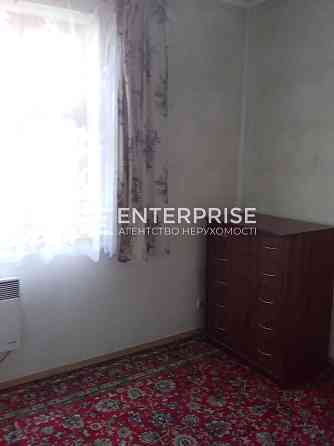 Продаж 2-поверховий  з ділянкою 6 сот 105 кв.м 4 кімн. на Центральная вул. Київ