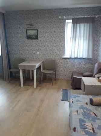 Оренда Квартира 1-кімнатна, 1/5 поверх на Бориспольская ул., 1 Київ