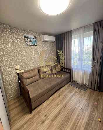 Продаж Квартира 2-кімнатна, 8/9 поверх на Кубанской Украины ул., 28 Киев