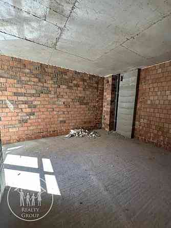 Продаж 1к Квартира 43 кв.м Галицька Vynnyky