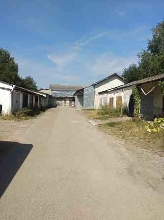 Продаж приміщення вільного призначення на Кропивницького вул., 1 поверх - 1/2 Ivano-Frankivs'k