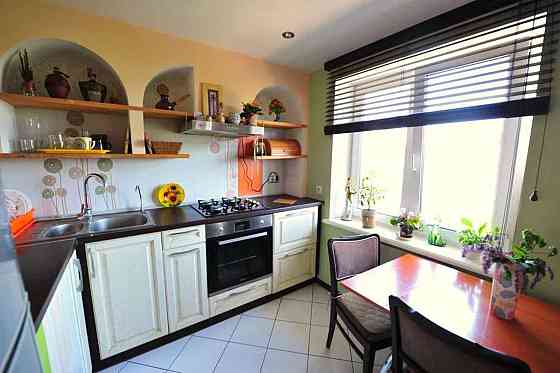 Оренда Квартира 2-кімнатна, 9/9 поверх Kiev