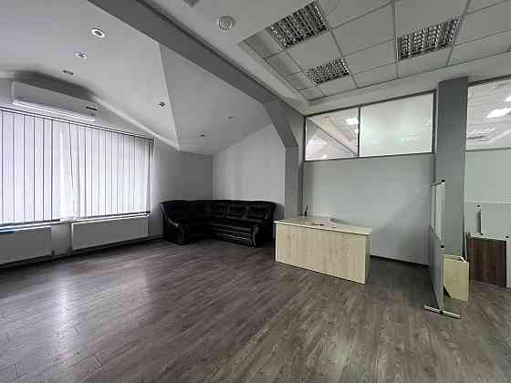 Оренда офісне приміщення на Чорновола поверх - 4/4 Ivano-Frankivs'k