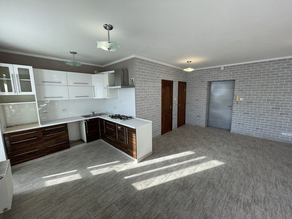 Продаж Квартира 4-кімнатна, 8/9 поверх на Ющенка Вінниця - фото 1