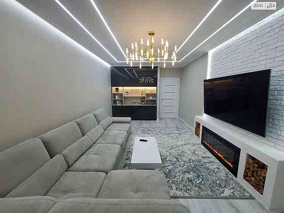 Продаж Квартира 3-кімнатна, 11/23 поверх на Максимовича Михайла вул., д. 3г Kiev