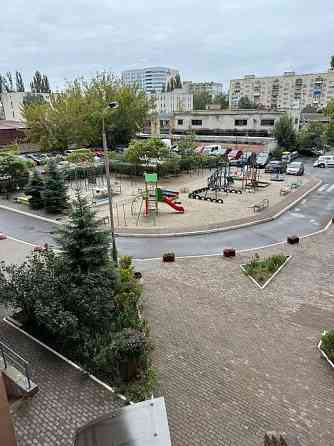 Оренда Квартира 3-кімнатна, 3/15 поверх на ул. Смелянская Киев