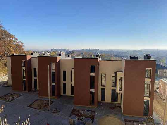 Продаж Будинок 5-кімнатний на вул. Міхновського Винники