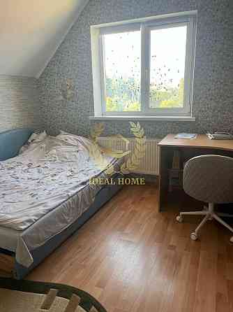 Продаж Будинок 5-кімнатний 