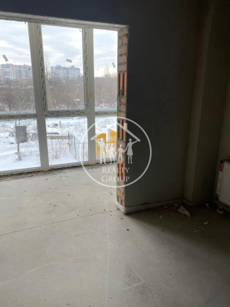 Продаж Квартира 1-кімнатна, 2/10 поверх на Роксоляни вул., 1 Львів