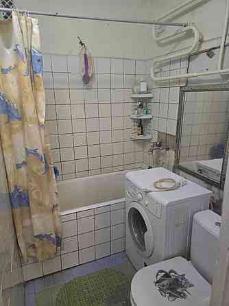 Продаж Квартира 1-кімнатна, 5/5 поверх на Вацлава Гавела, 48/24 Київ