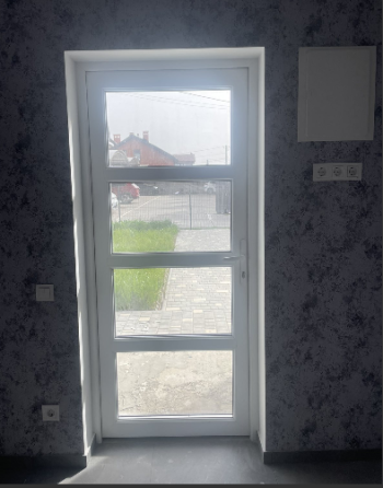 Продам 2 этажный кирпичный таунхаус 100м2  с авторским ремонтом. Лиманка