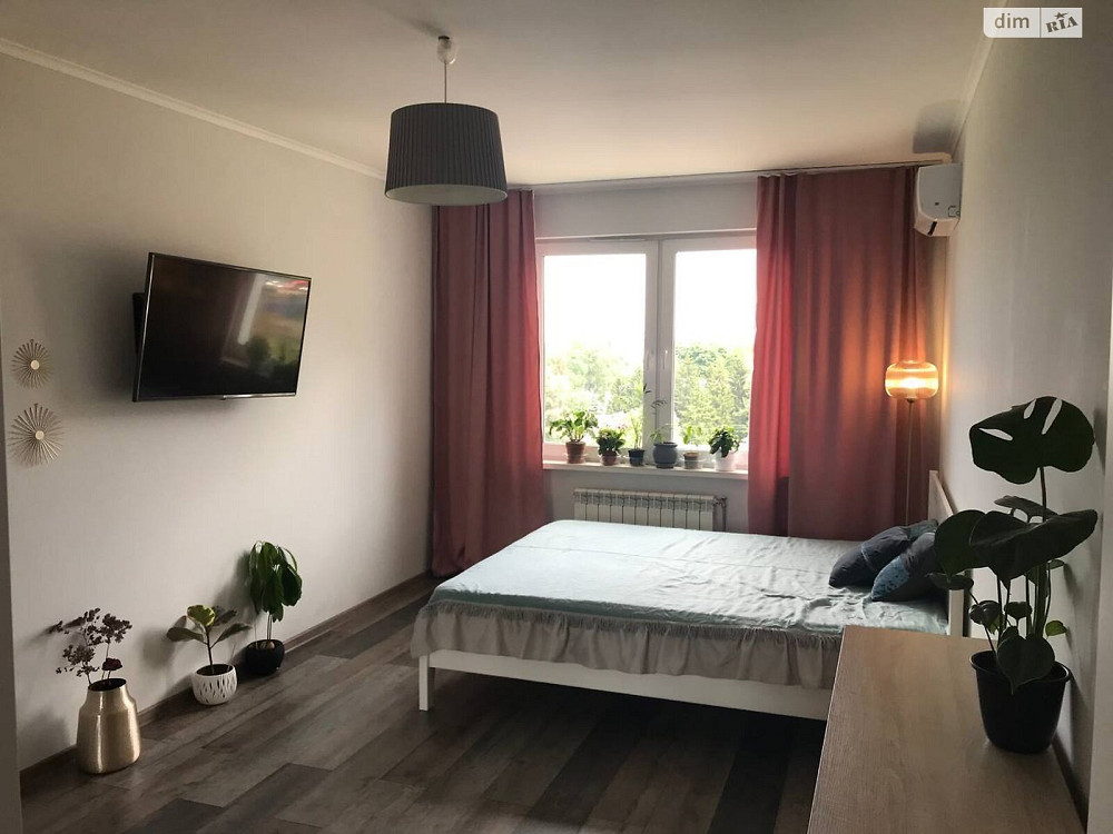 Продаж Квартира 1-кімнатна, 8/16 поверх на Максимовича Михайла вул., д. 7А Киев - изображение 1