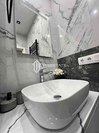 Продаж Квартира 3-кімнатна, 5/16 поверх на вул. Максимовича Михайла Київ