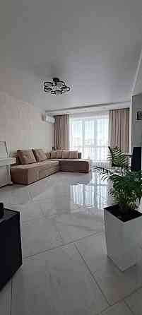 Продаж Квартира 3-кімнатна, 9/10 поверх на Пасічна вул., 15А Івано-Франківськ