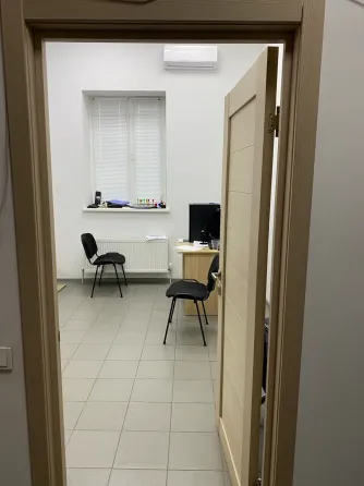 Здається Приміщення в житловому будинку площа 200 кв.м 1-й поверх Дніпро паторжинского Дніпро