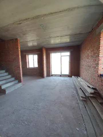 Продаж 2-поверховий   117 кв.м 4 кімн. на Сонячна вулиця  - фото 1