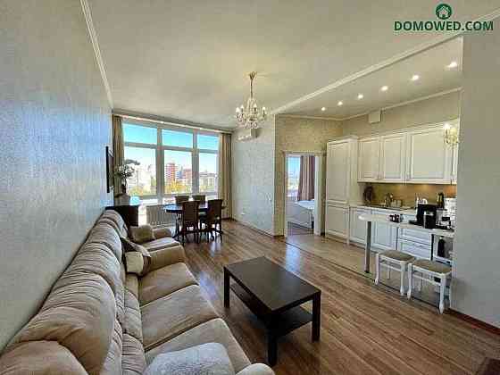 Оренда Квартира 2-кімнатна, 13/18 поверх на ул. Дмитриевская, 82 Kiev